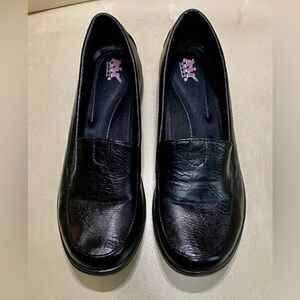 AIRFLEX BLACK WOMENS LEATHER SLIPON SHOES IN NEW CONDITION SIZE 9.5